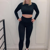 ensemble crop top leggings