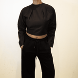Top noir ouvert au dos avec ceinture réglable